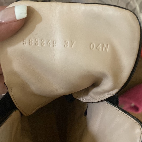 Authentic Gucci boots - Picture 2 of 2